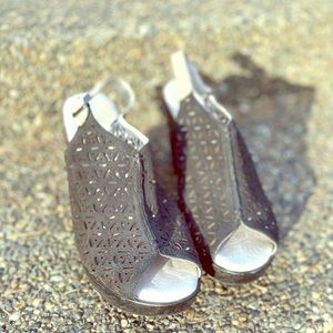 Jambu back sport wedge